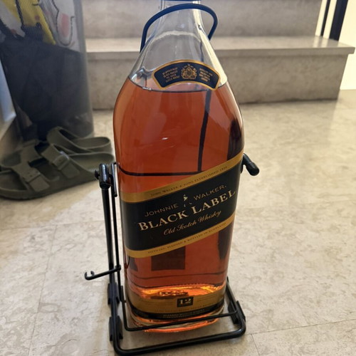 Johnnie Walker Black Label 4.5L sealed