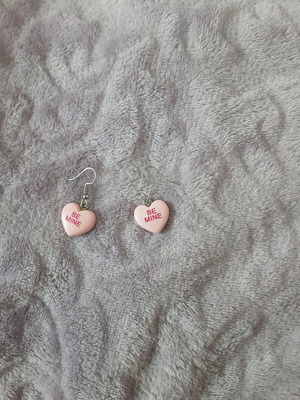 Be Mine earrings like new