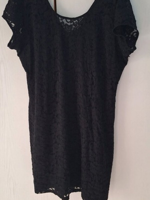 Dress black lace H&M like new, size XXL