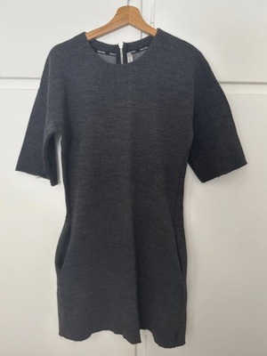 Calvin Klein dress, grey, wool-like, with pockets, size S
