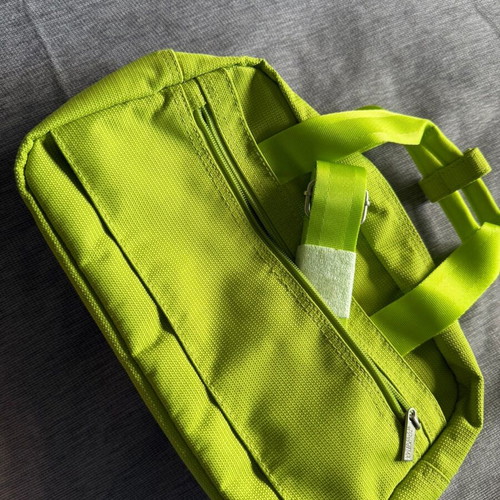 Benetton green travel vanity bag like new