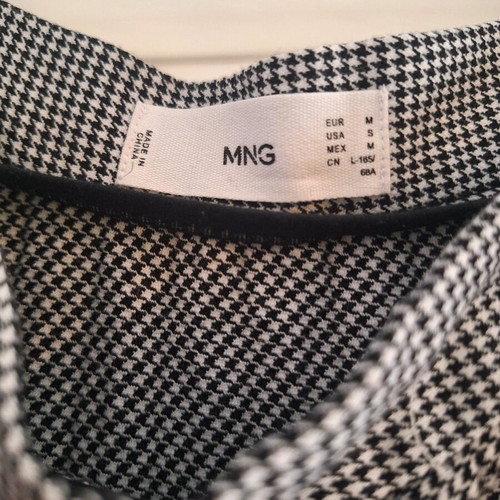 Pleated long skirt Mango like new, black and white checkered, size M