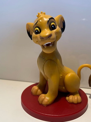 Φιγούρα Simba από το The Lion King μεταχειρισμένη