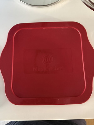 Master Chef plastic lid collectible 22 x 26, like new