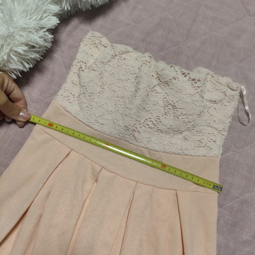 Strapless dress size medium, like new, beige and pink