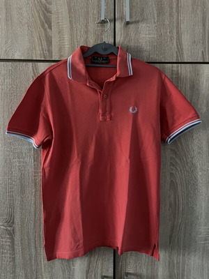 Fred Perry Polo μέγεθος M σαν καινούργιο, κόκκινο