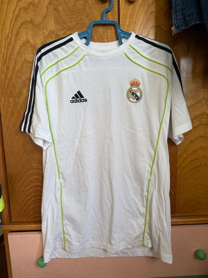 Real Madrid shirt like new, genuine authentic