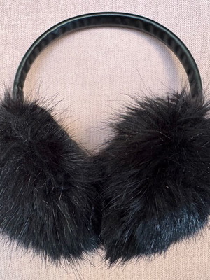 H&M earmuffs like new, black