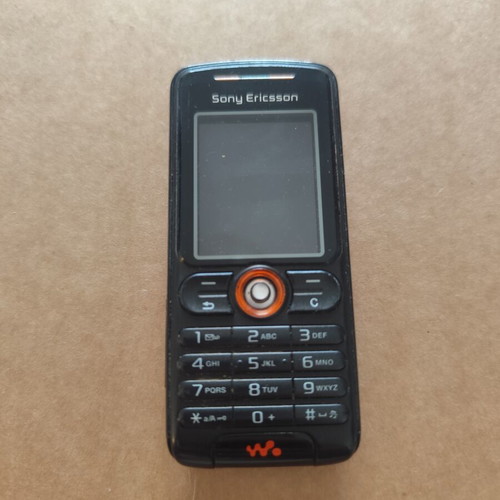 Sony Ericsson W200i vintage mobile phone used