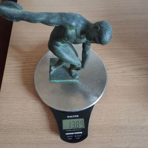 THE DISCUS THROWER OF MYRON***STORAGE ASSEMBLY