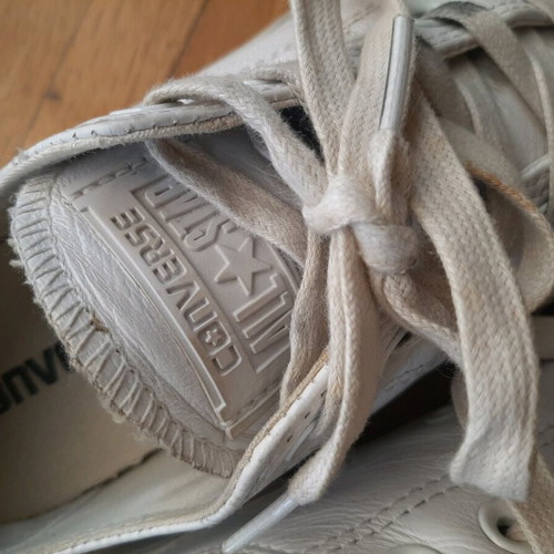Converse leather white shoes used, size 39
