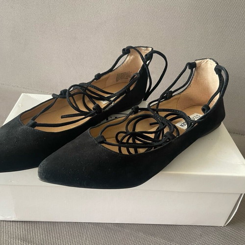 Steve Madden leather suede ballet flats like new, size 40, black