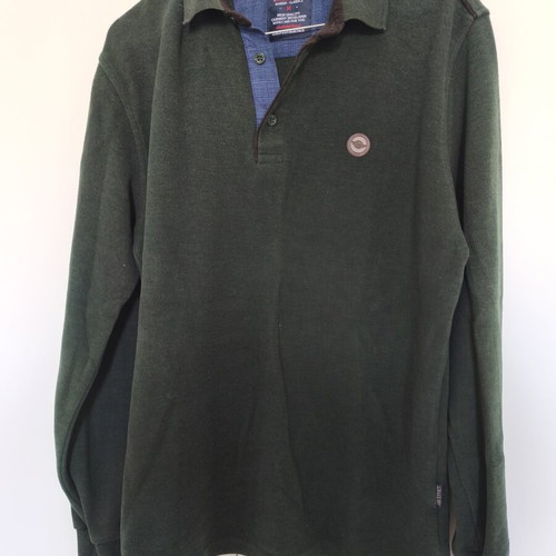 Soft green men's polo-type sweater like new, size M