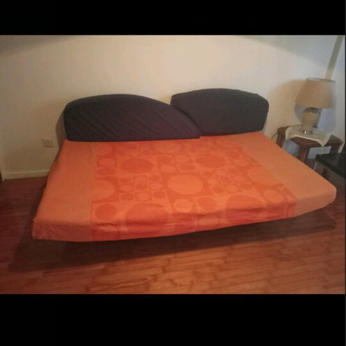 Sofa double seat that converts to bed like new