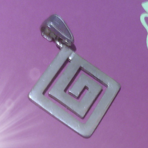 Silver 925 pendant with meander design