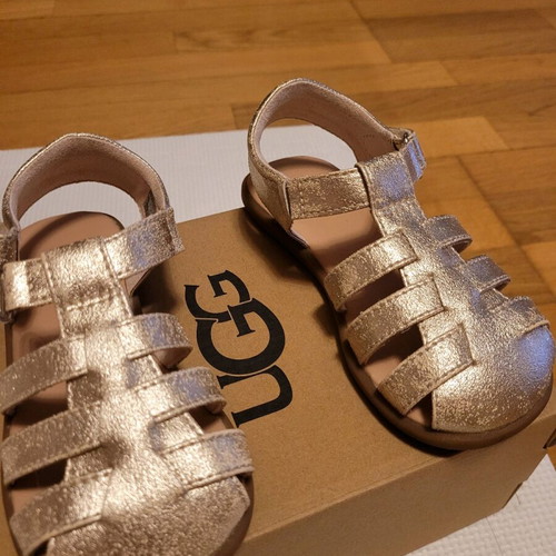 Ugg Kids Sandals like new, gold color