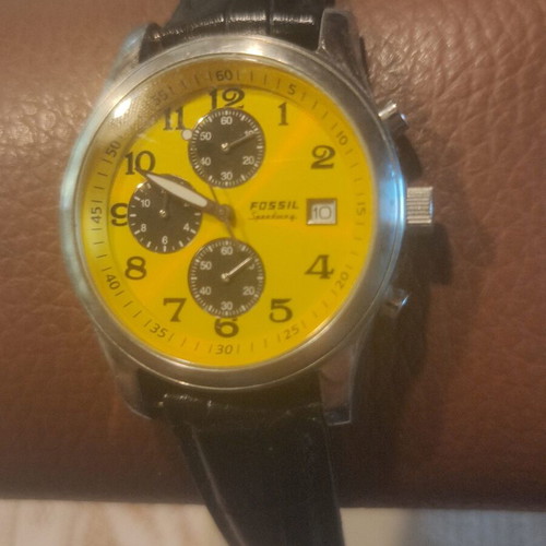 Fossil Speedway FS-2976 Chronograph watch with yellow dial