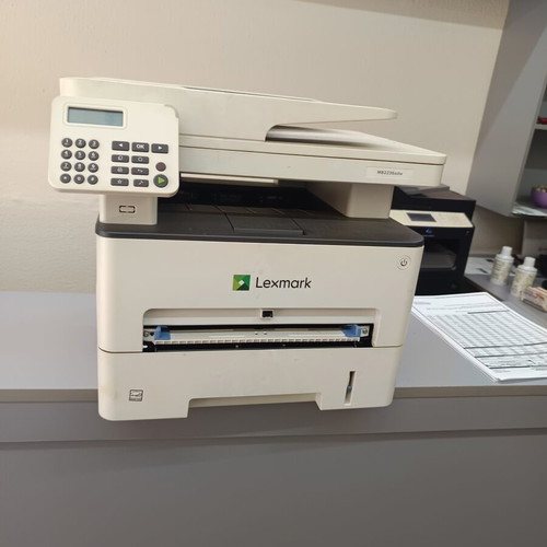 Photocopier machine lightly used, like new