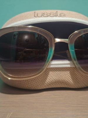 Lussile women's sunglasses like new with case, multicolor