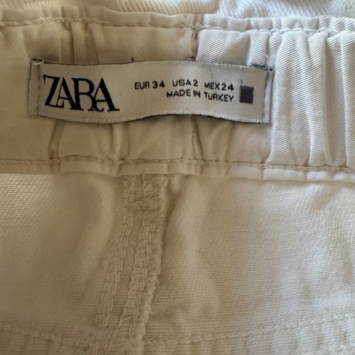 Zara Jeans white like new, size 34