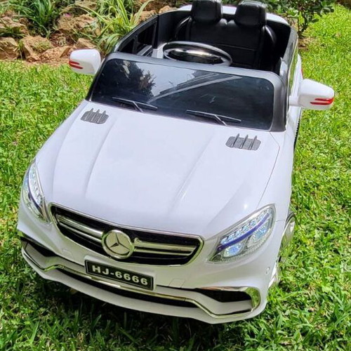 Mercedes-Benz 12V children's electric car like new