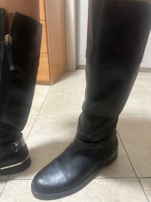 Μπότες Zara δερμάτινες μεταχειρισμένες, μέγεθος 38, μαύρες