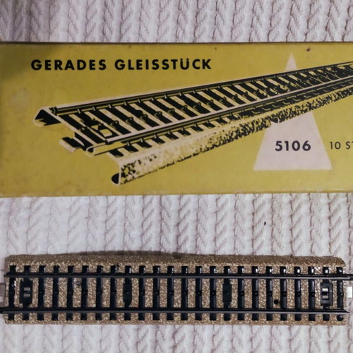 Marklin tracks like new, pack of 10 pieces