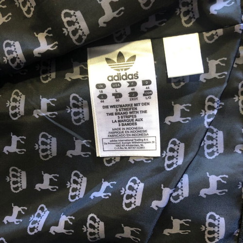 Vintage Adidas jacket Respect ME Missy Elliot like new, black silver