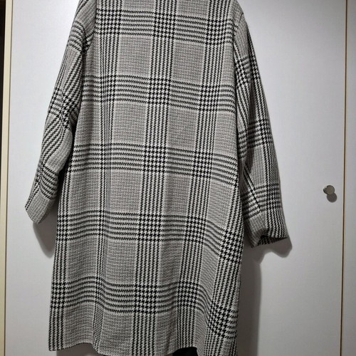 Women's black and white coat new, size XL