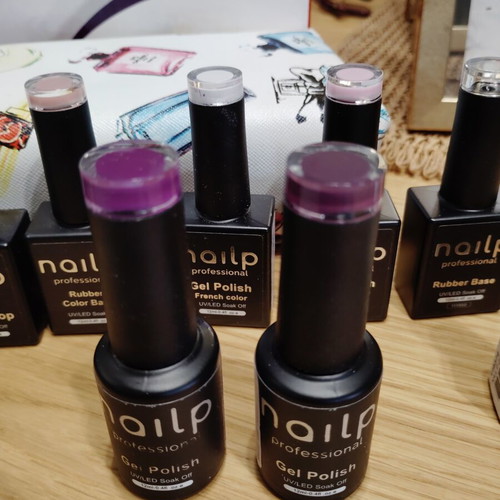 Nail Care Set for Semi-Permanent Polish new, 11 Colors with Lamp