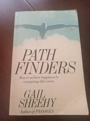 Pathfinders by Gail Sheehy, paperback self-help book