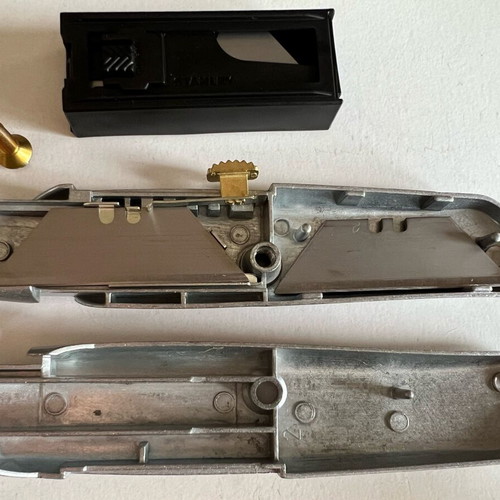 Stanley 99E Heavy-Duty Metal Utility Knife new