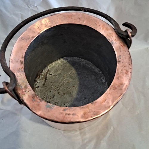 Copper vessel handmade 1930s used, 2 liters capacity