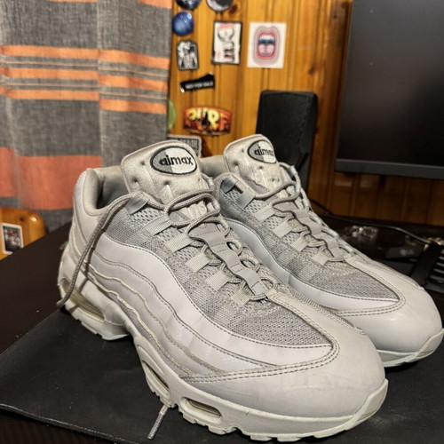 Nike Air Max 95 Wolf Grey like new, size 45