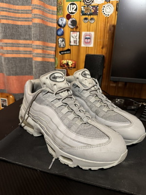 Nike Air Max 95 Wolf Grey σαν καινούργιο, μέγεθος 45