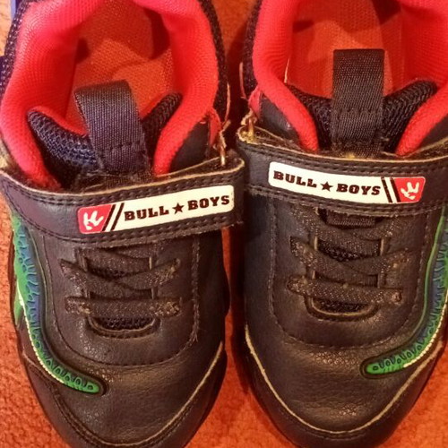 Bull Boys boys shoes used, size 28, blue and red