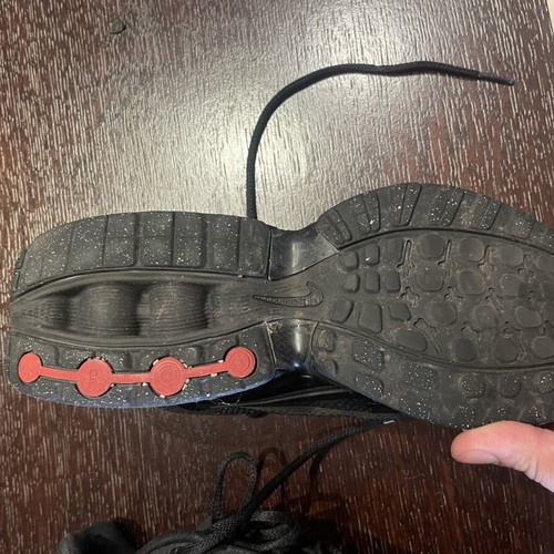 Nike DN athletic shoe, black, size 46