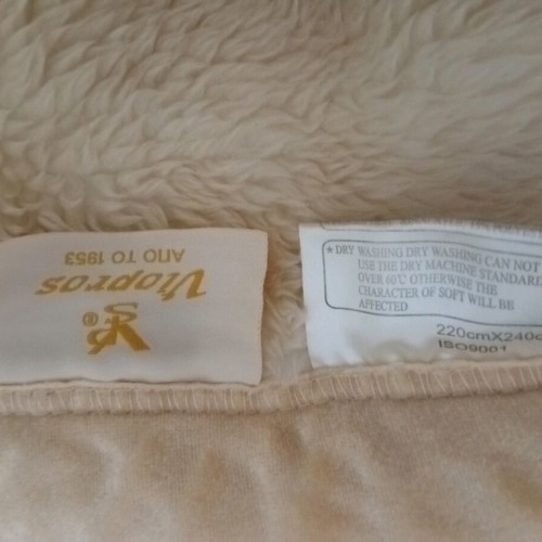 Double blanket like new 2.20x2.40