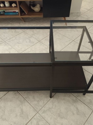 IKEA VITTSJÖ coffee tables set of 2, like new