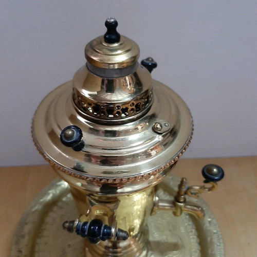 Rare oriental samovar like new with bronze tray