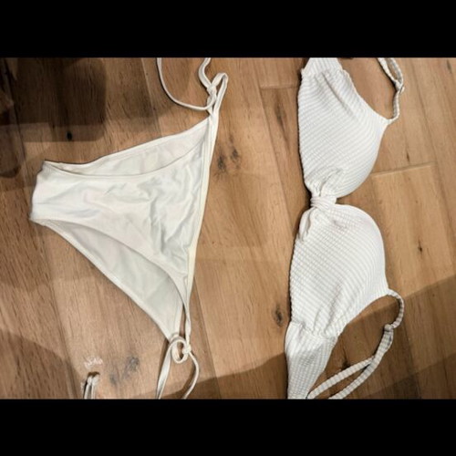 Benetton swimsuit like new, size S, white