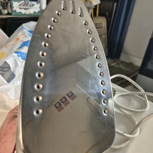 Sitram Steam Iron 2500W used with Anti-Calc and Anti-Drip