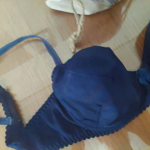 Bra blue size 75B like new