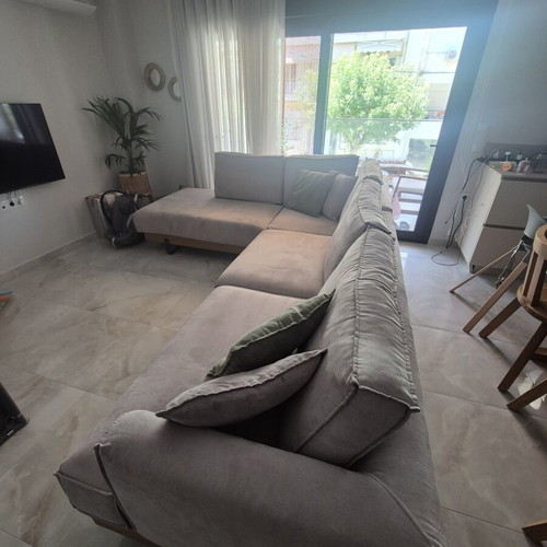 Corner sofa 3×2.30m like new, gray with extra fabric