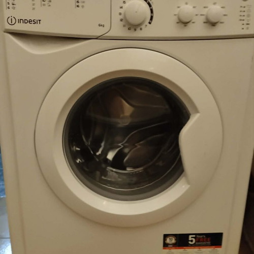 Indesit washing machine 6kg 1200rpm like new