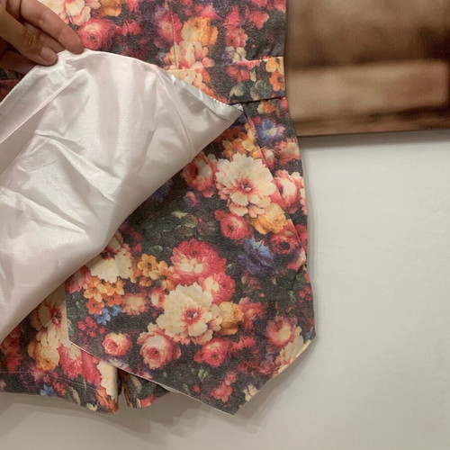 Floral skort one-piece like new with pockets and mini length
