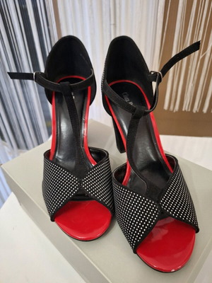 Clara Barson polka dot sandals with red sole like new, size 40