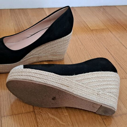 Women's platform shoes like new, size 38.5, black suede