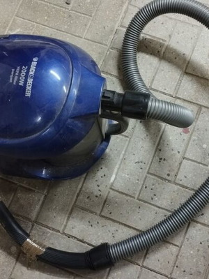 BLACK+DECKER ηλεκτρική σκούπα χωρίς σακούλα με φίλτρο HEPA 2000W