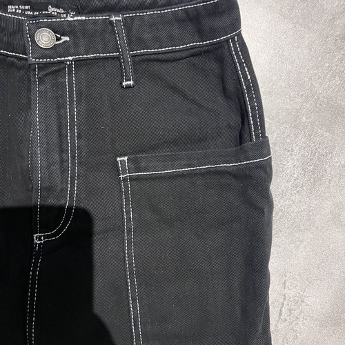 Black denim skirt Stradivarius like new with white seams